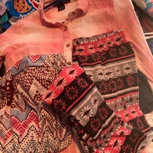 $30 both pair 2 pair “Silver” & “Lularoe” leggings